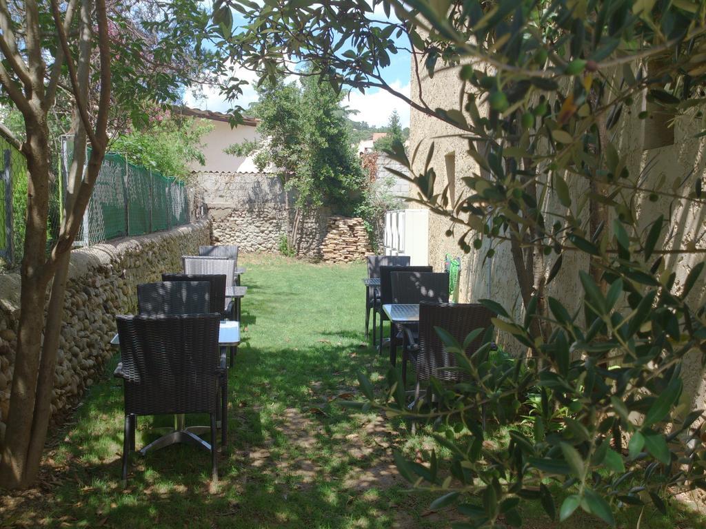 Hotel Les Petits Oreillers Saint-Martin-dʼArdèche Екстериор снимка