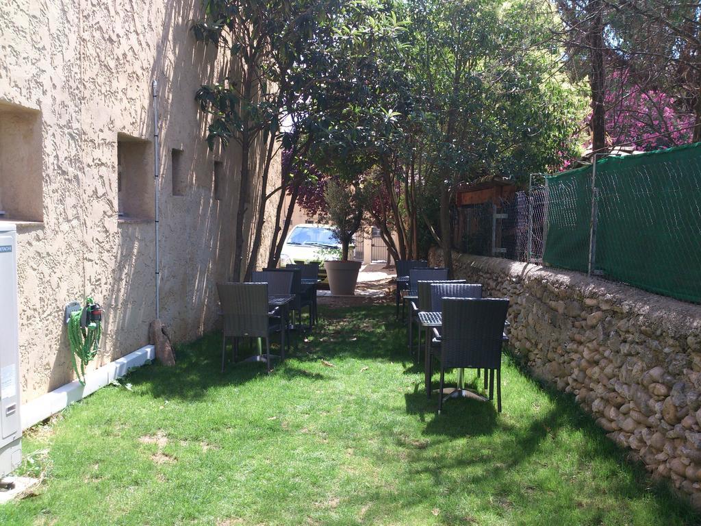 Hotel Les Petits Oreillers Saint-Martin-dʼArdèche Екстериор снимка